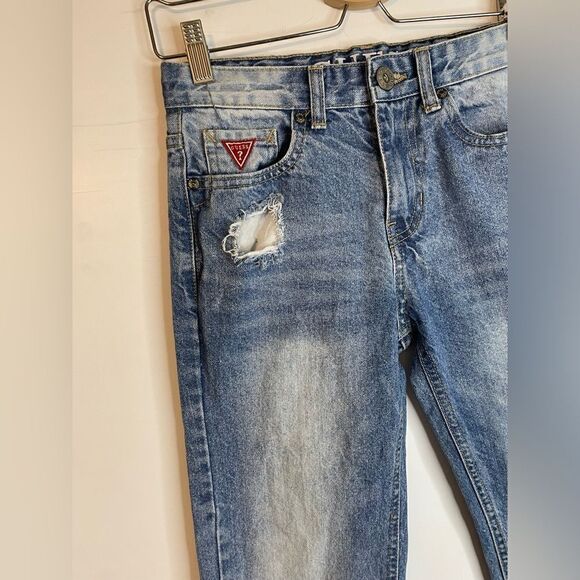5 for $25🔥Guess Light Wash Distressed Jeans Boys Size 12 - Picture 2 of 7